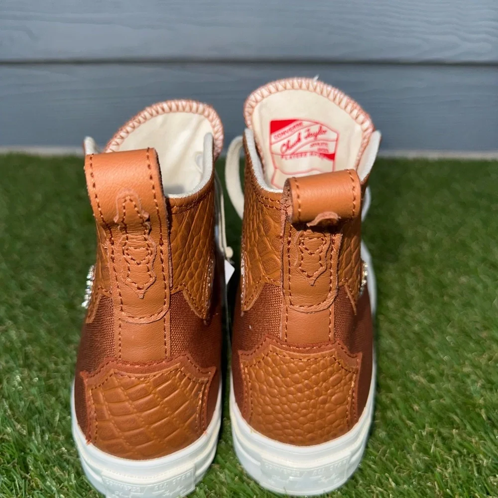 Custom Swarovski Converse Chuck 70 Western High Top in Tawny Owl/Vintage White - Picture 6 of 9